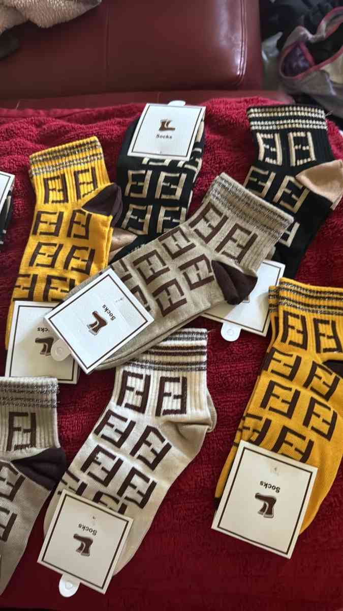 Socks one size fits all - Mc Lean, Virginia - FleaMarketBay