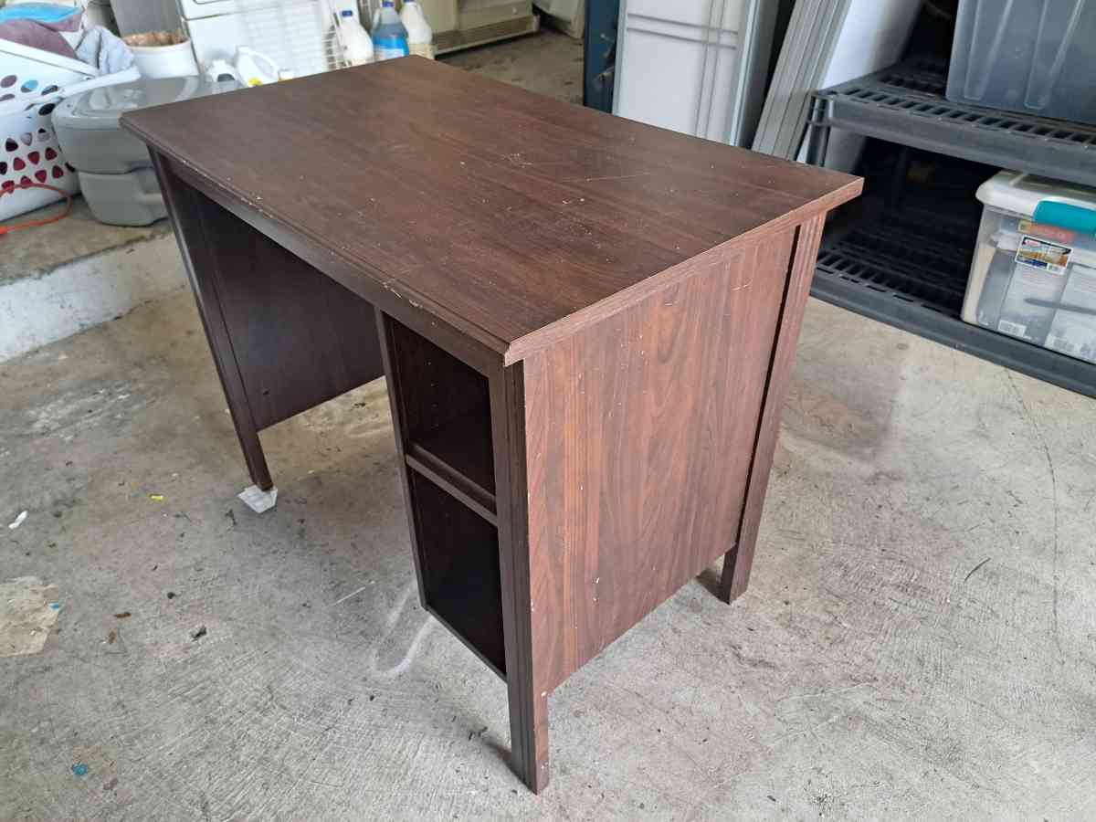 wood desk top - Fort Lauderdale, Florida - FleaMarketBay