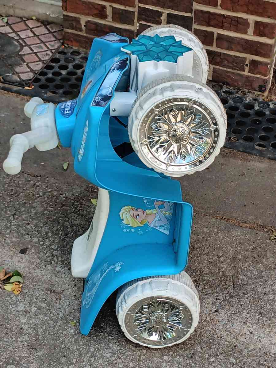 a frozen fourwheel as is 20 - Winston Salem, North Carolina - FleaMarketBay