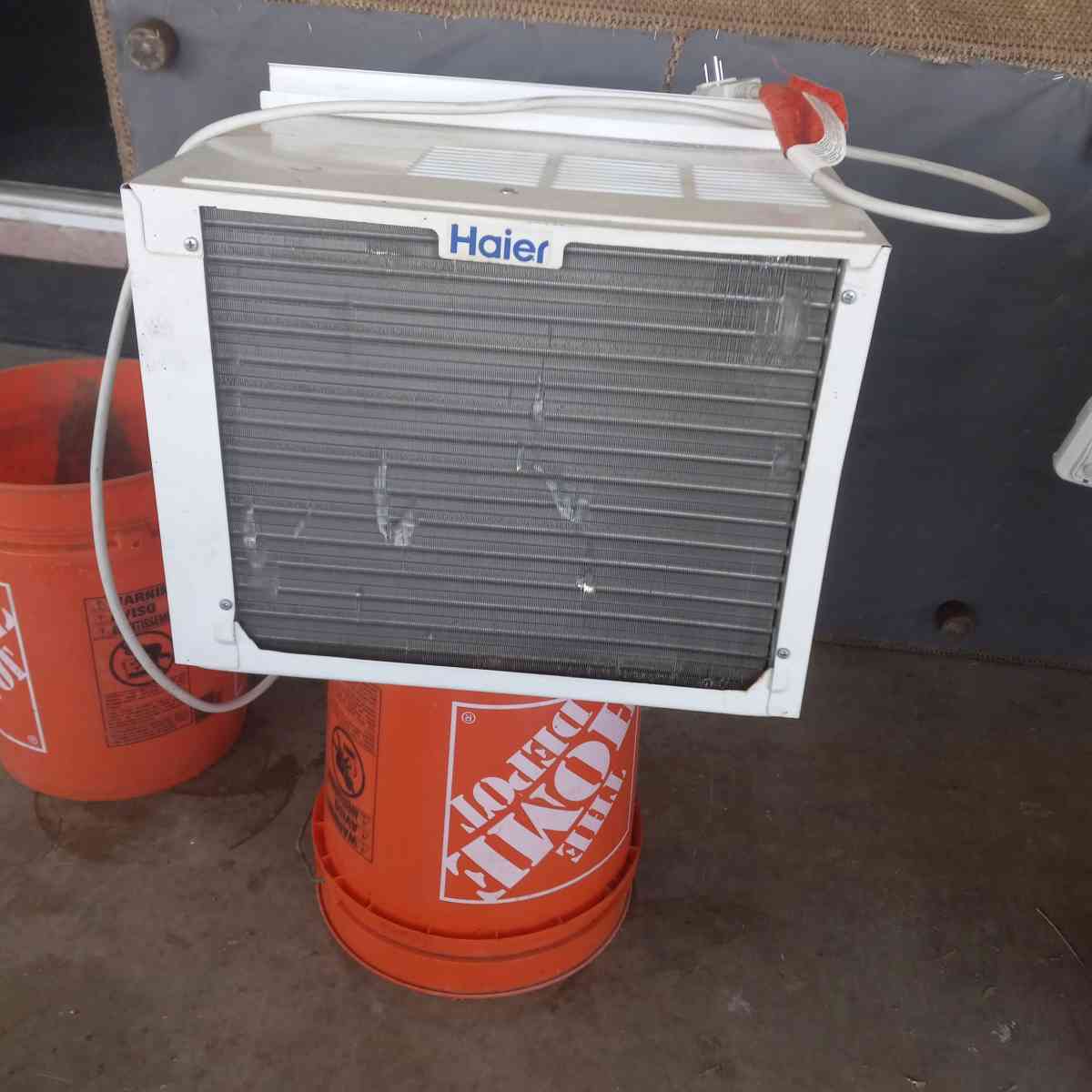 WINDOW AC S - Riverside, California - FleaMarketBay