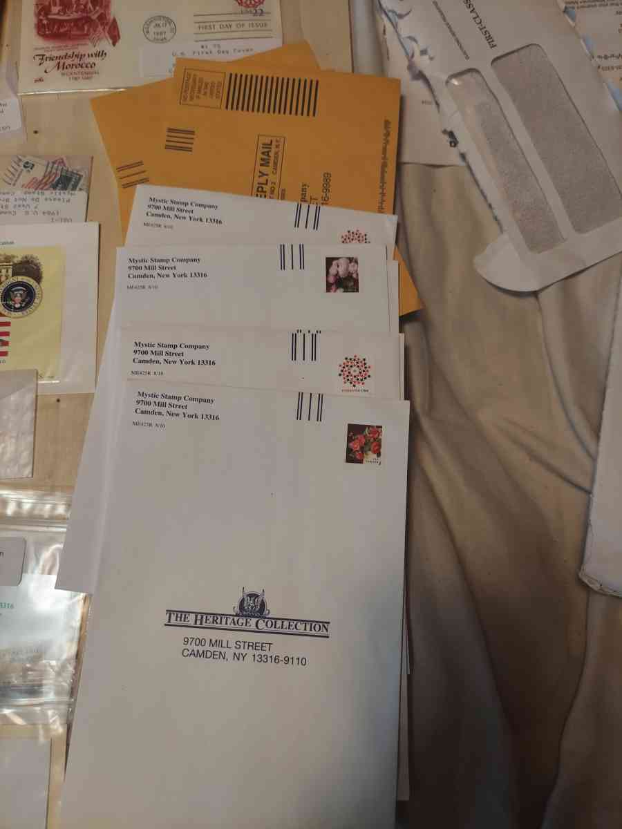 I have five hundred old post stamps and some books and some - Goodrich, Texas - FleaMarketBay