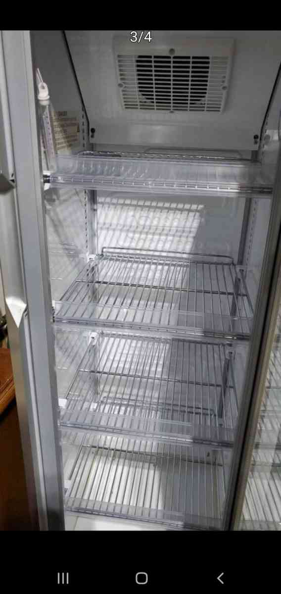 Redbull cooler - Youngstown, Ohio - FleaMarketBay