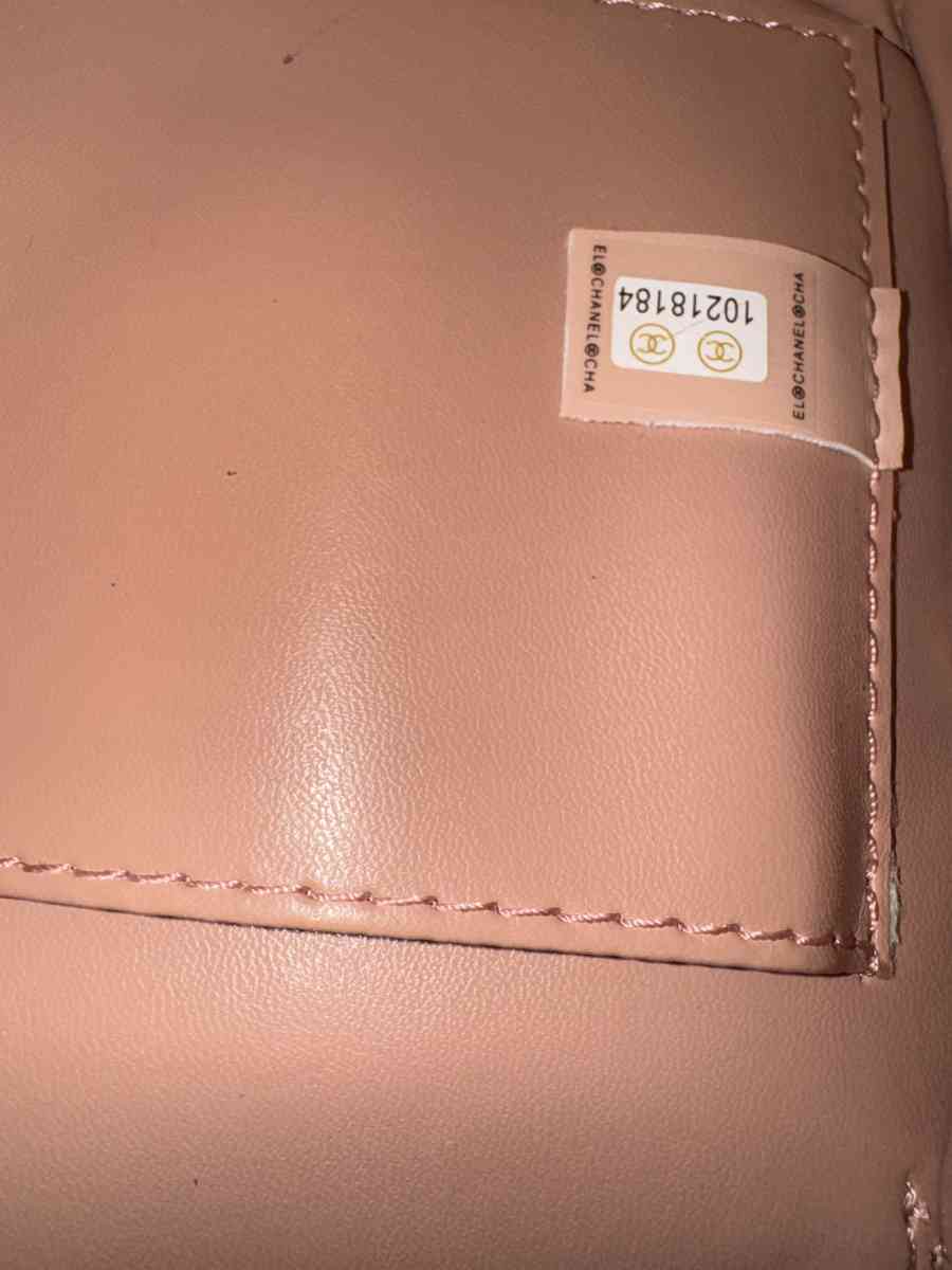 CHANEL classic double Flap  Medium pink caviar gold hw vinta - Lynnwood, Washington - FleaMarketBay