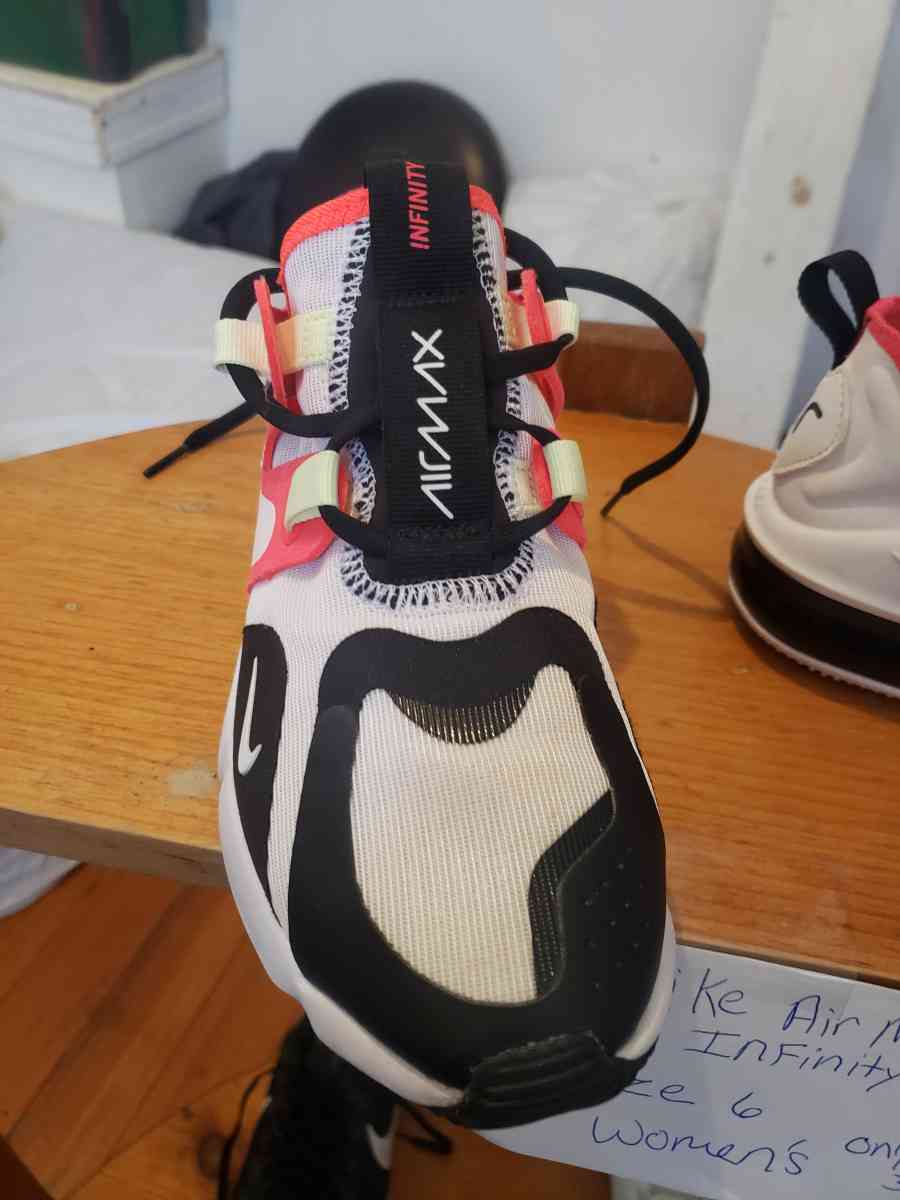 Nike Air Infinitys - Boston, Massachusetts