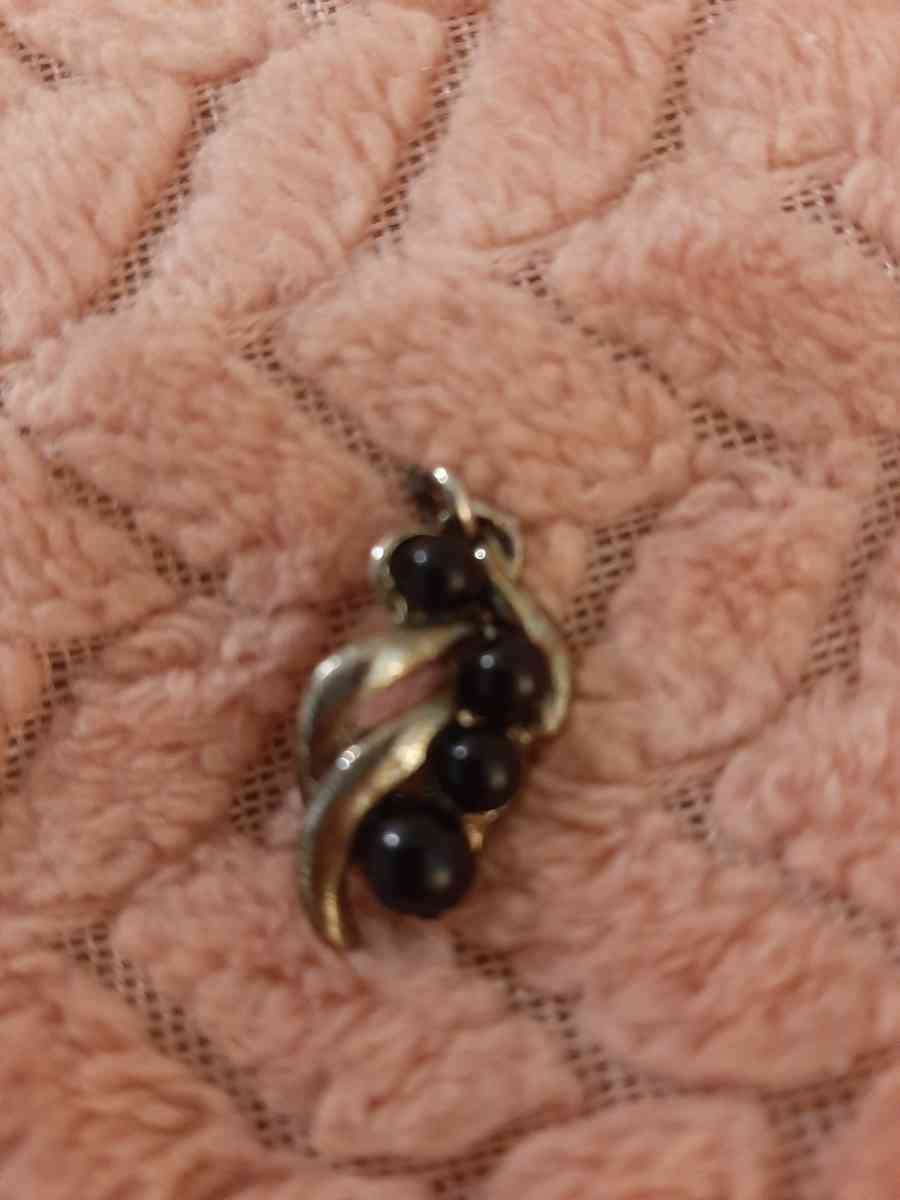 SILVER PENDANT - Dover, Arkansas