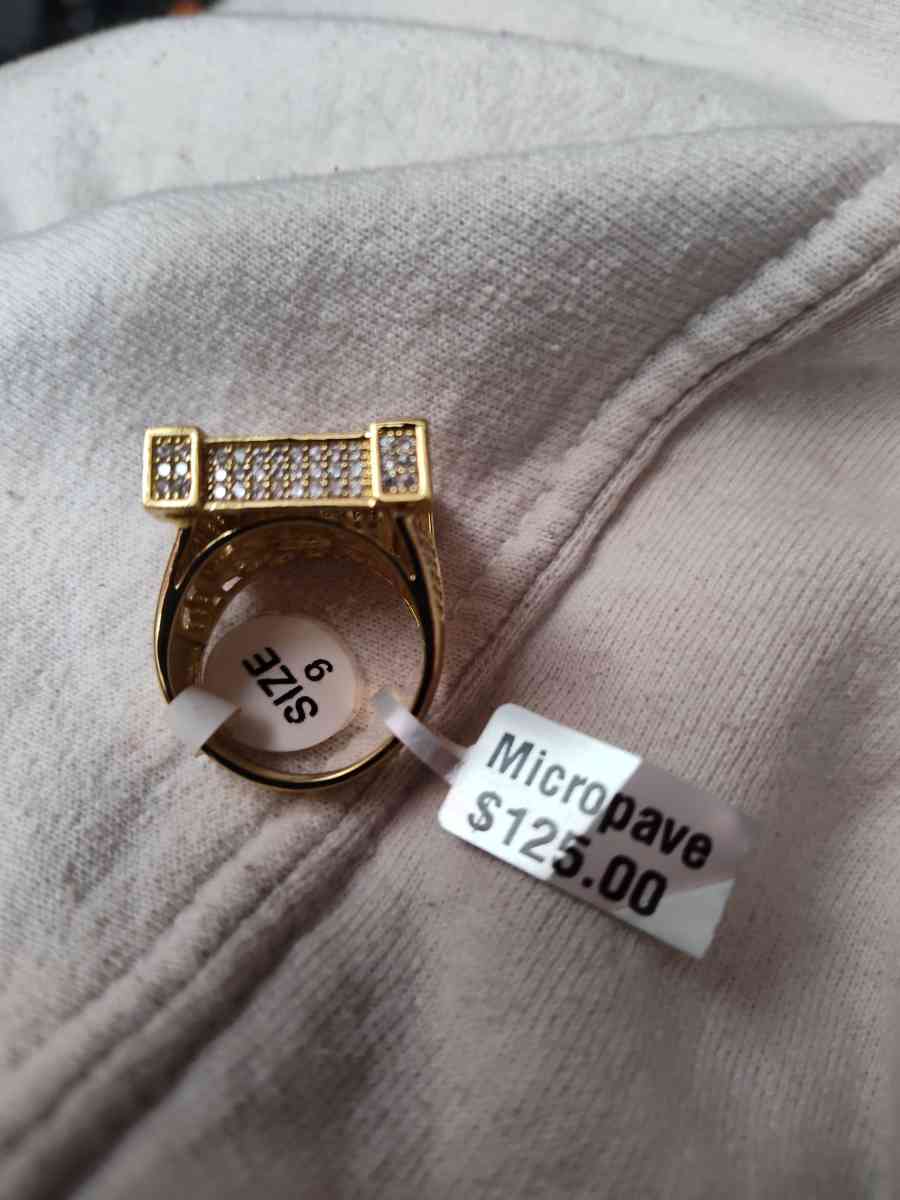 mens sz 9 14kg over 925 Sterling Silver and icy Cz - Amarillo, Texas - FleaMarketBay