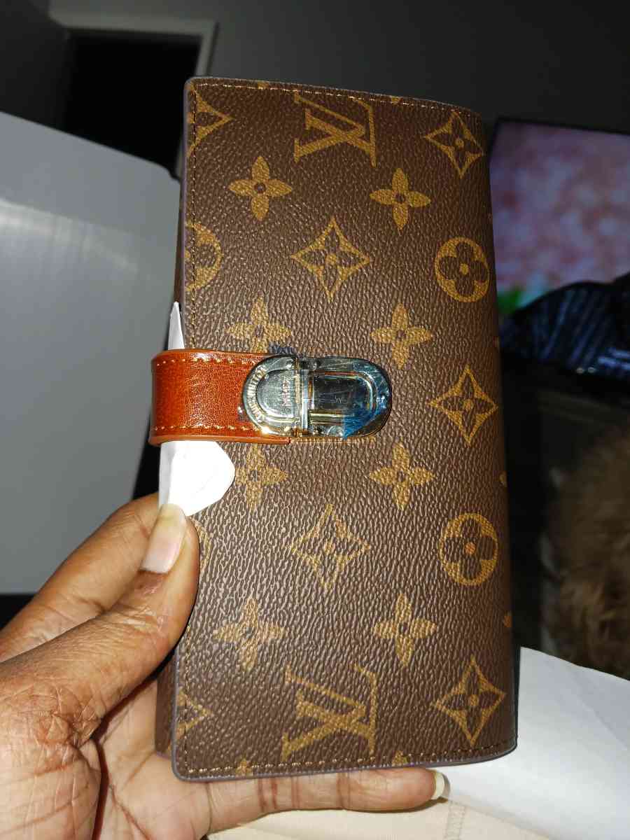 designer items - West Palm Beach, Florida - FleaMarketBay