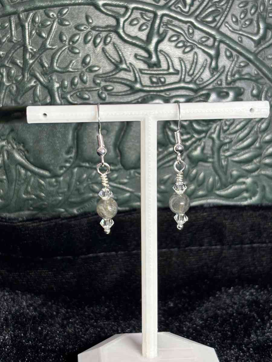 Arctic Moon Earrings - Tehachapi, California - FleaMarketBay