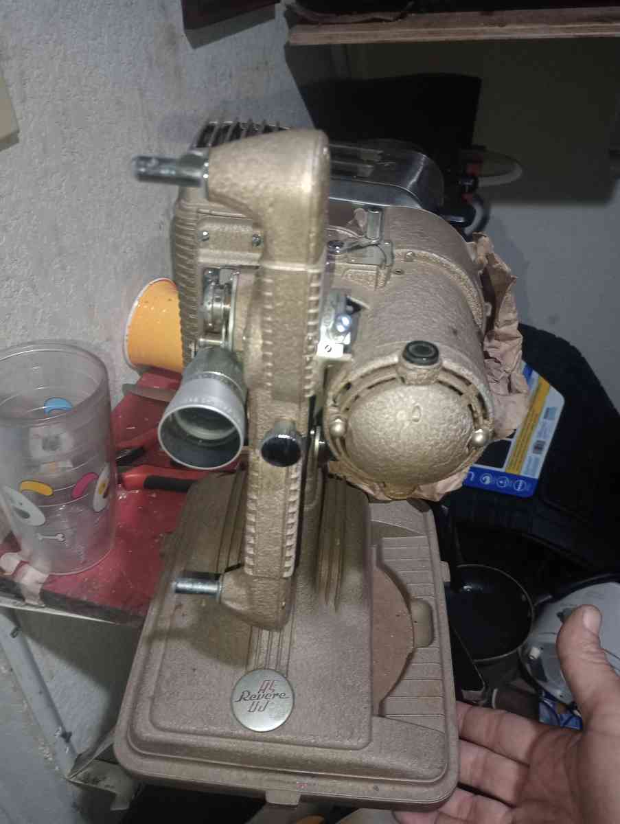 vintage projector - Spring Hill, Florida