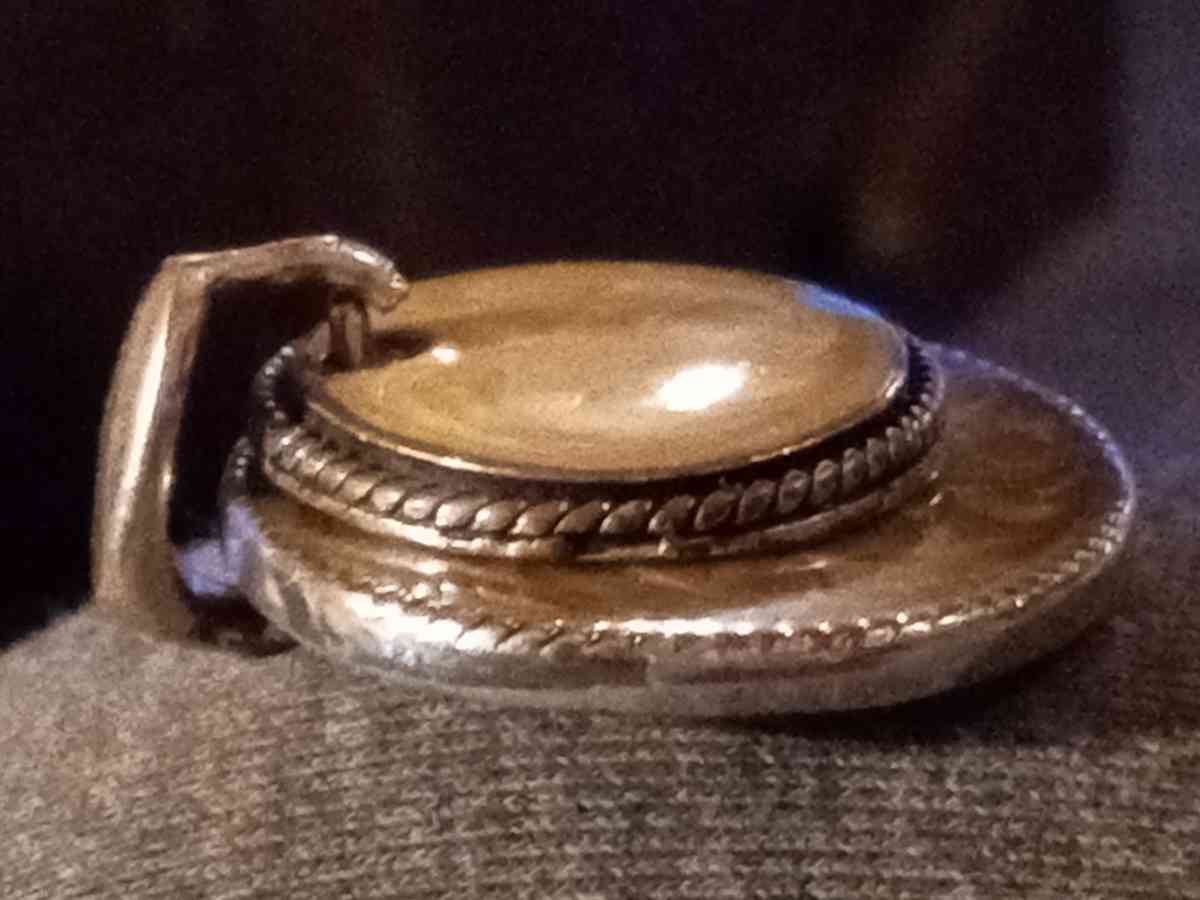 2 Oval Shape Stones Pendants - Muldrow, Oklahoma - FleaMarketBay