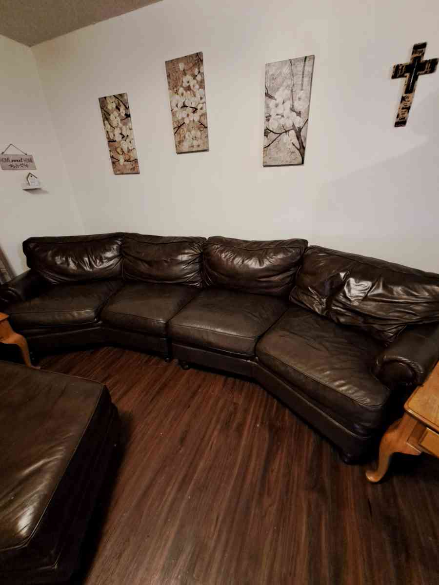 Sofa and Ottoman - Goodwater, Alabama - FleaMarketBay