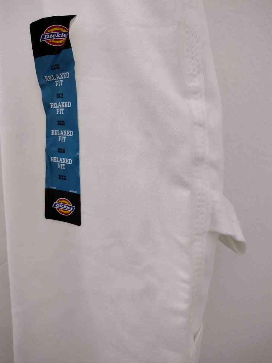 Dickies White Relaxed Fit Carpenter Jeans MENS SIZE 3232 - Jacksonville, Florida - FleaMarketBay