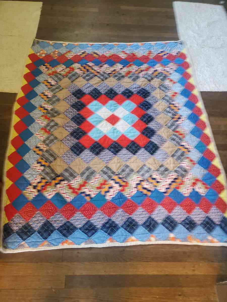 antique handmade quilt - Newport, Tennessee