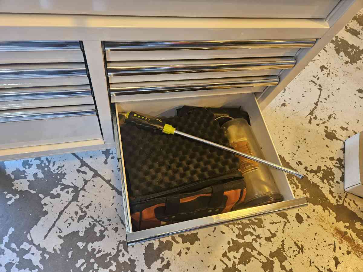 tool box - Myrtle Beach, South Carolina - FleaMarketBay