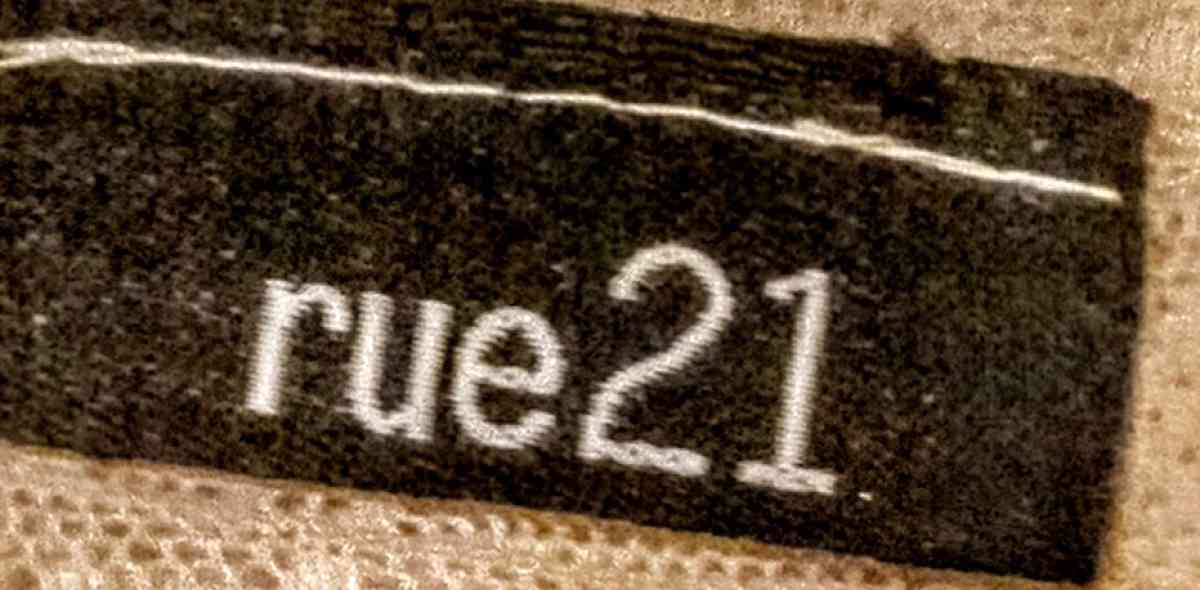 Rue 21 Long Sleeves Sheer Lace Shirt - Muldrow, Oklahoma