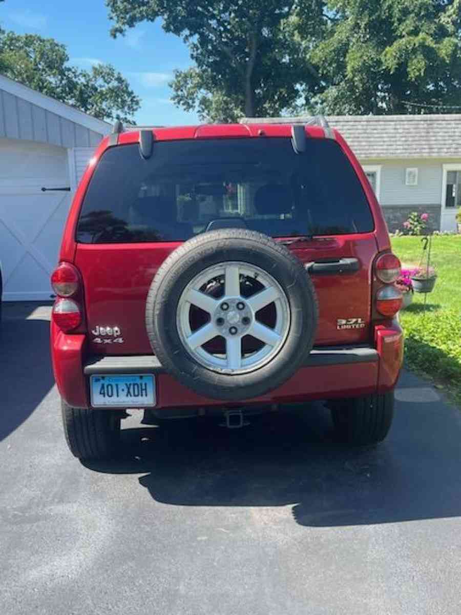 2007 Jeep Liberty Limited - Branford, Connecticut - FleaMarketBay
