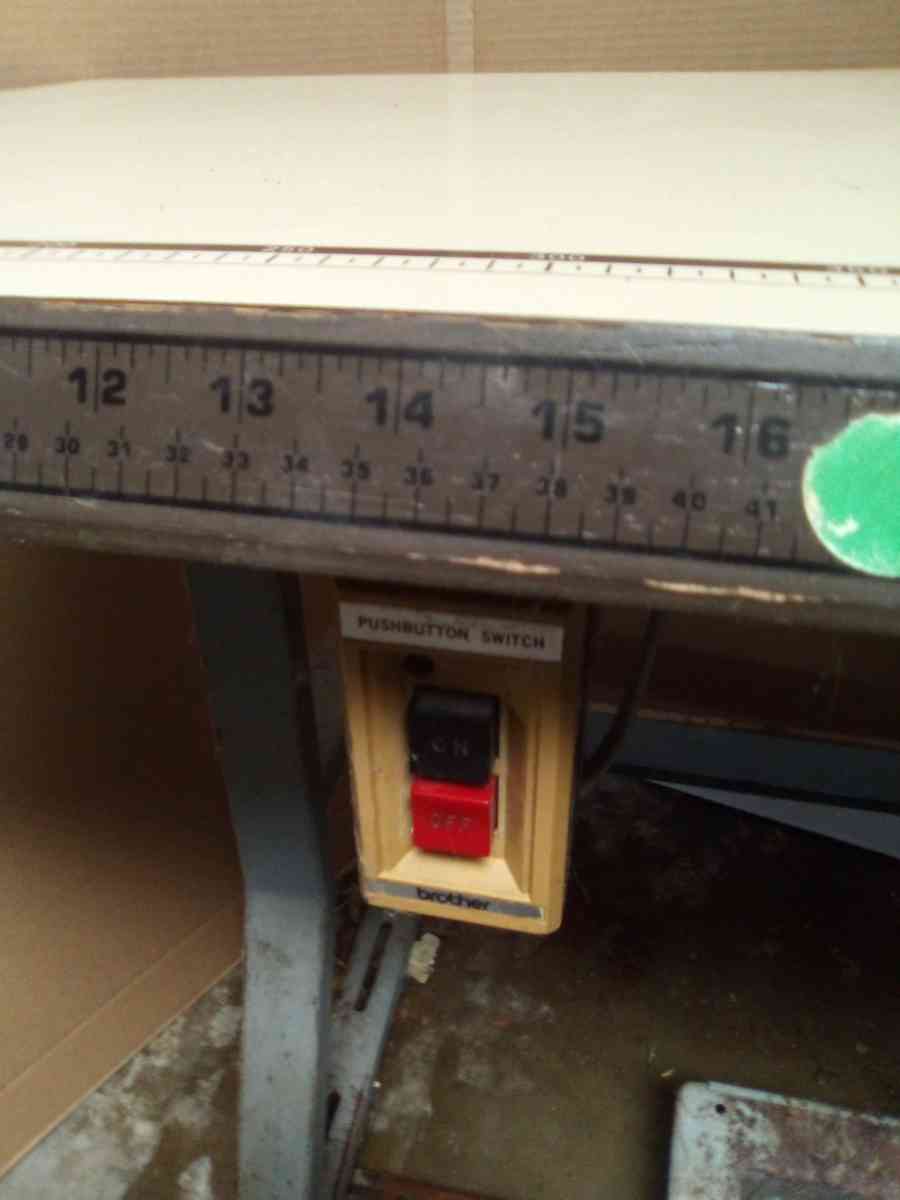 Industrial single needle sewing machine - Costa Mesa, California - FleaMarketBay