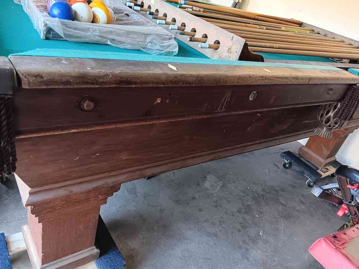 tablepool - Fillmore, California - FleaMarketBay