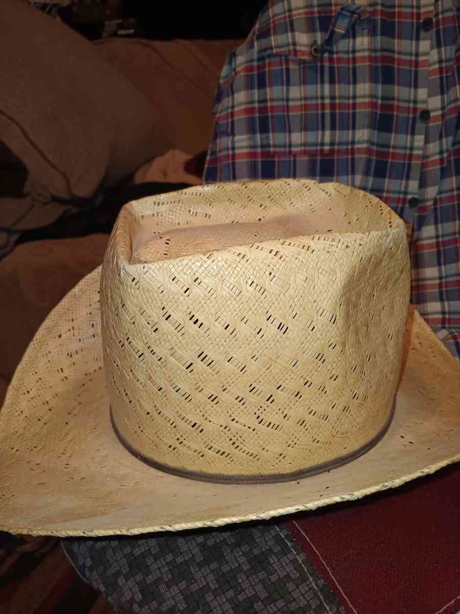 Brick style Cowboy Hat - Garland, Texas - FleaMarketBay