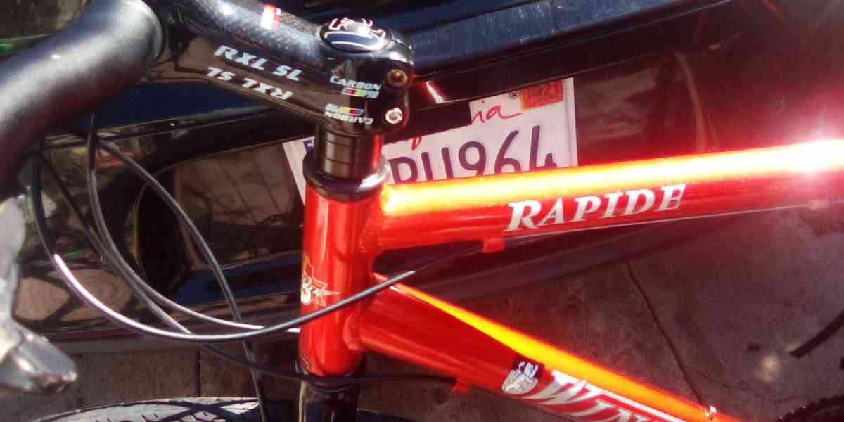 Windsor cabron fiber and aluminum bike  and speed got 8 gear - Pasadena, California - FleaMarketBay