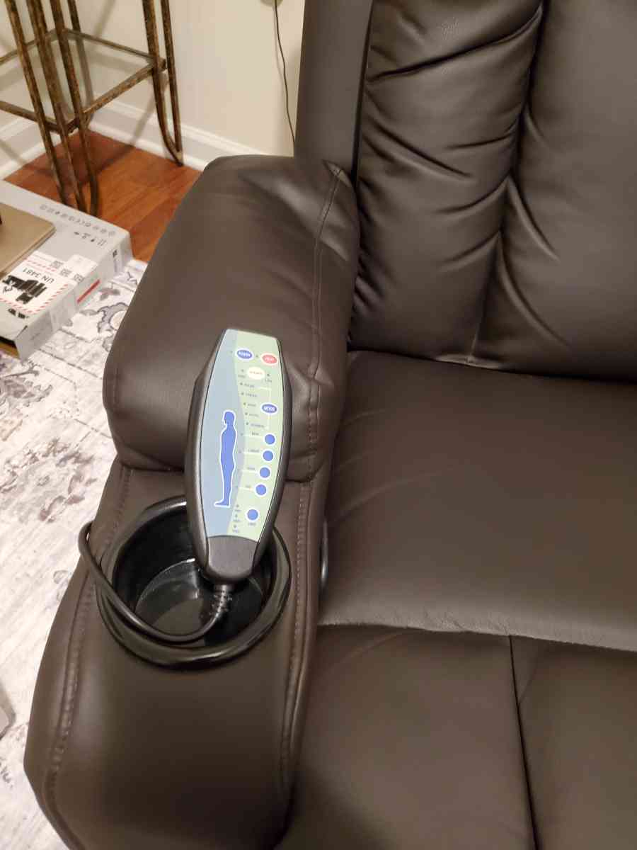 MASSAGE CHAIR - Somerville, New Jersey - FleaMarketBay