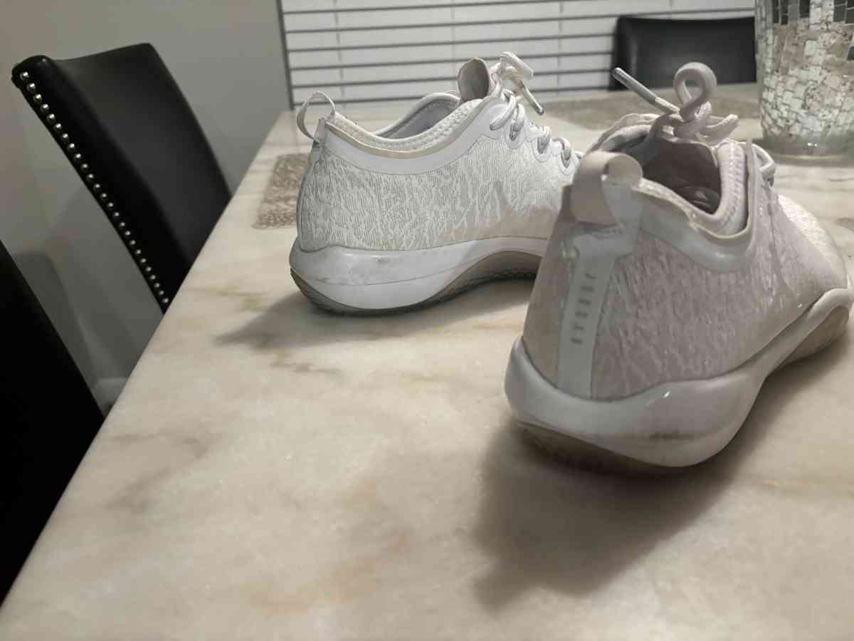 Jordan lows - Saint Cloud, Florida - FleaMarketBay