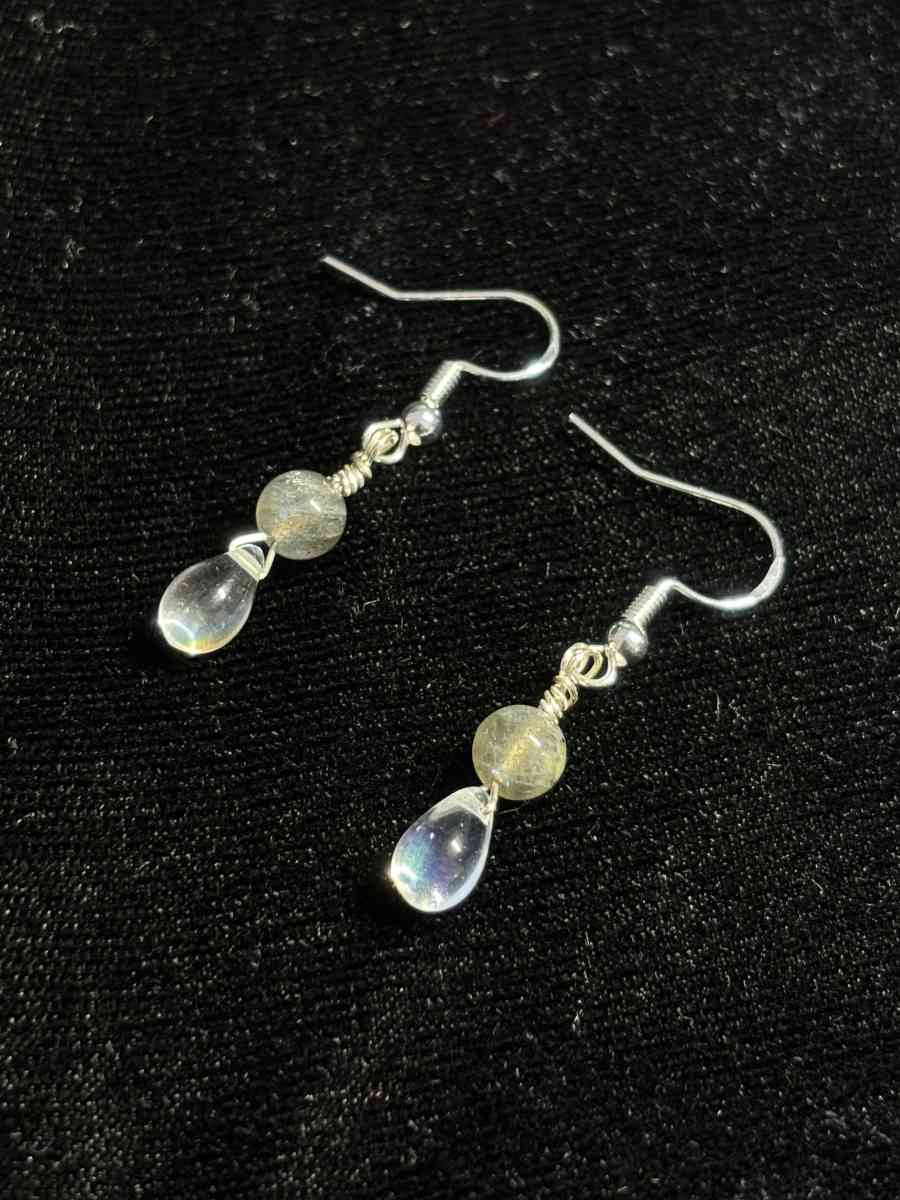 Moon drop earrings in silver - Tehachapi, California