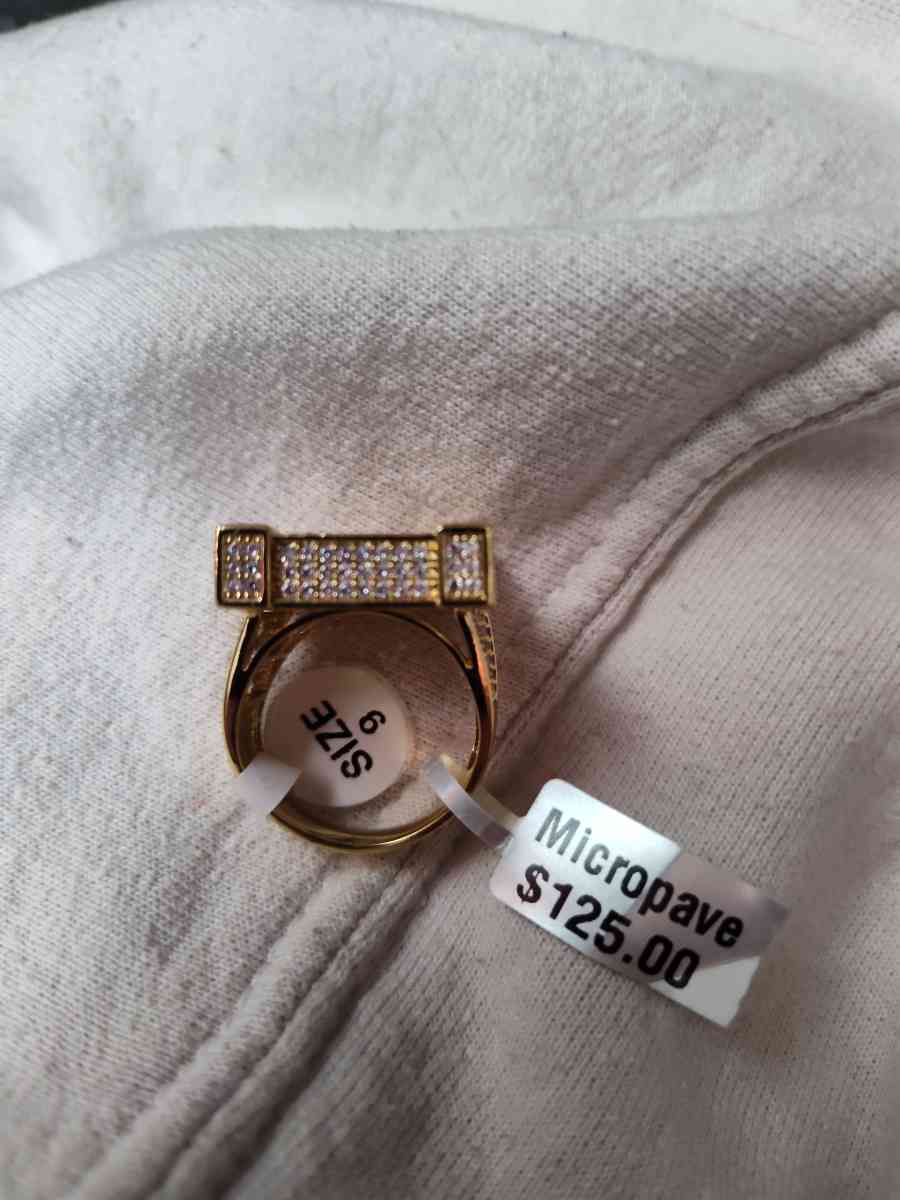 mens sz 9 14kg over 925 Sterling Silver and icy Cz - Amarillo, Texas - FleaMarketBay