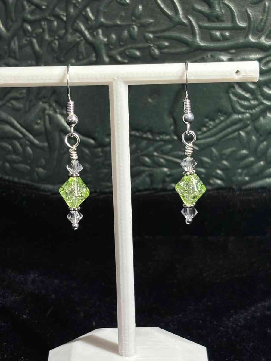 Linden Earrings - Tehachapi, California - FleaMarketBay