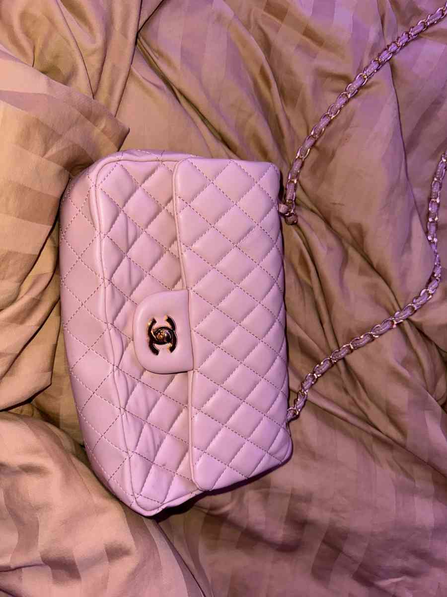 CHANEL classic double Flap  Medium pink caviar gold hw vinta - Lynnwood, Washington - FleaMarketBay