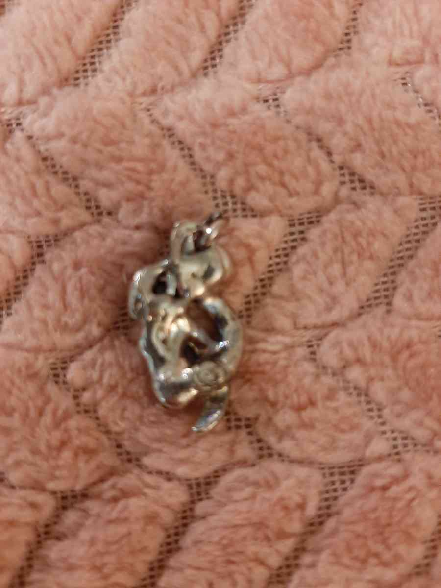 SILVER PENDANT - Dover, Arkansas - FleaMarketBay