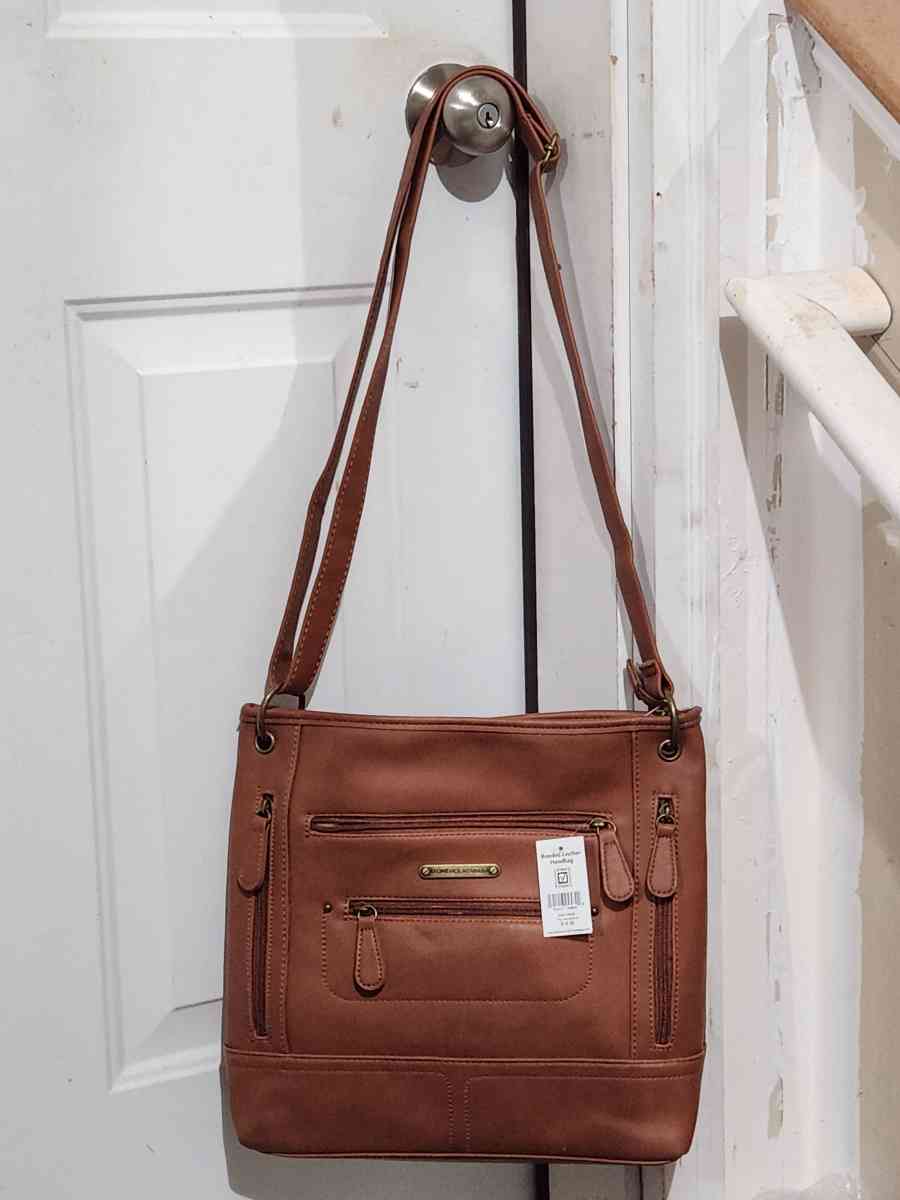 NEW Women Handbag Purse   Moving Sale - Derwood, Maryland - FleaMarketBay