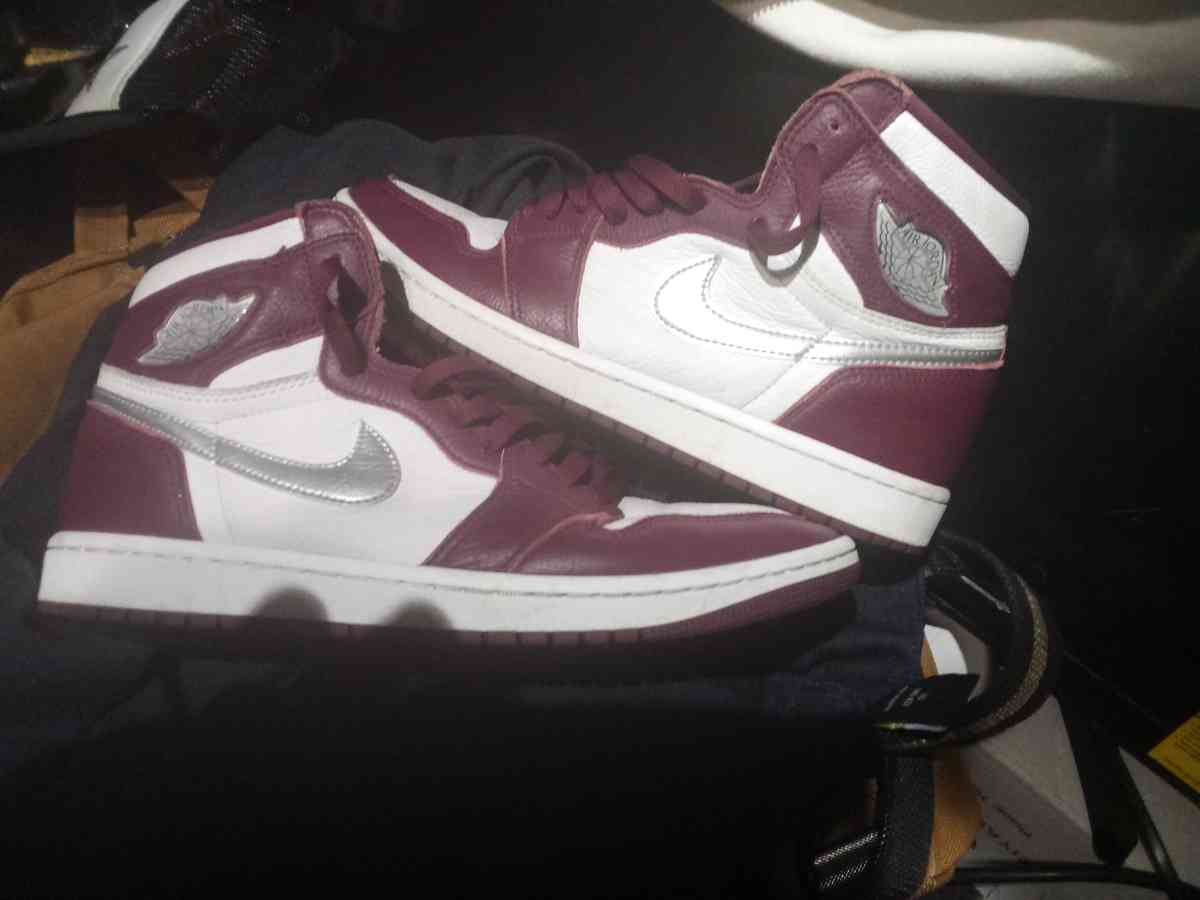 jordan 1s size 10 - Altamonte Springs, Florida - FleaMarketBay