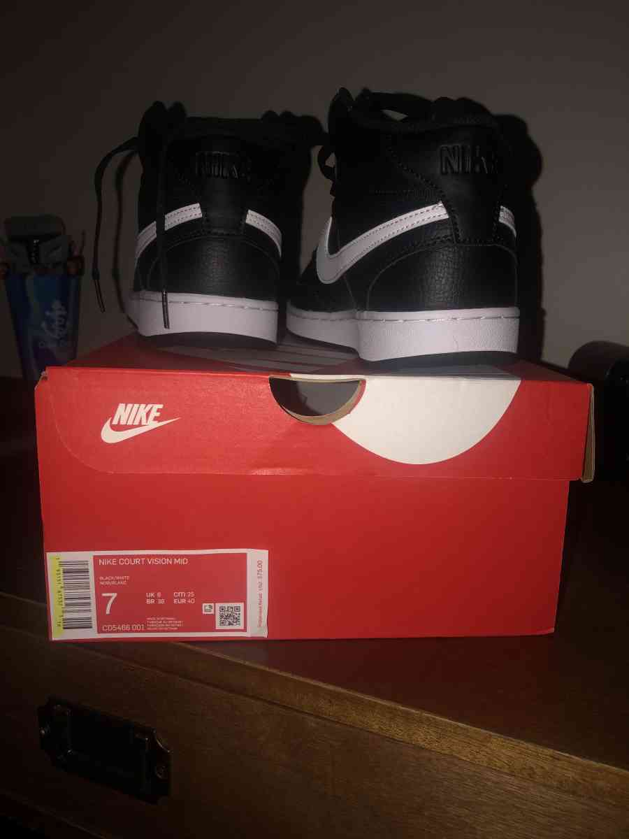 Nike  Brand new - Bel Air, Maryland - FleaMarketBay