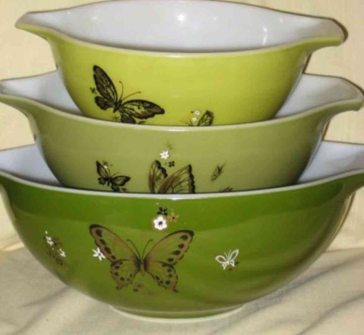 vintage green butterfly Pyrex bowls - South Solon, Ohio