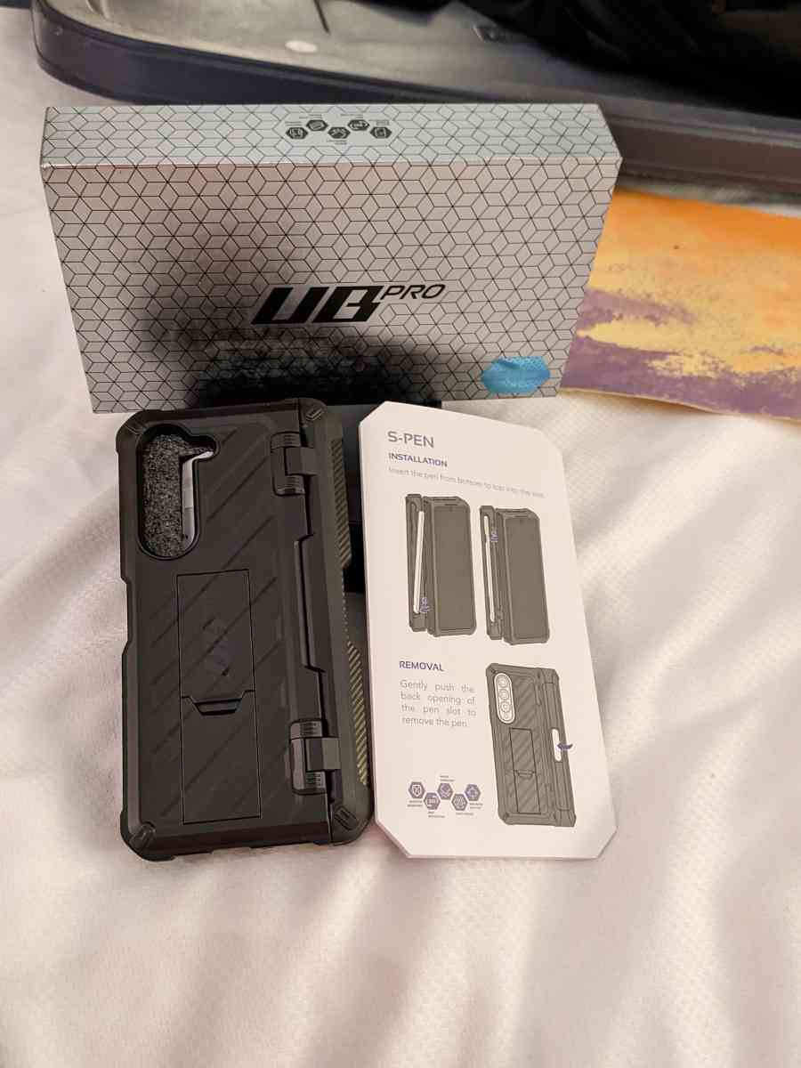 unicorn Beetle z fold case - Birmingham, Alabama - FleaMarketBay