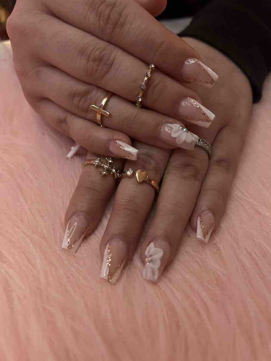Nails set - Pomona, California - FleaMarketBay