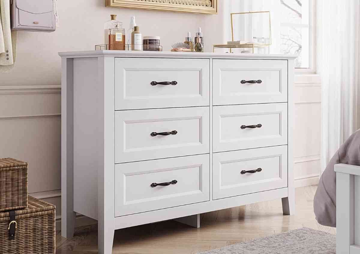 dresser - Lawrenceville, Georgia