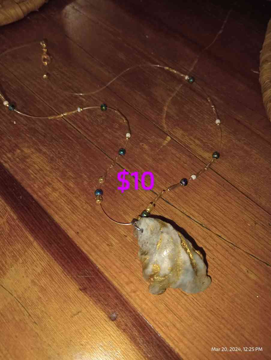 seashell jewlery - Devine, Texas - FleaMarketBay