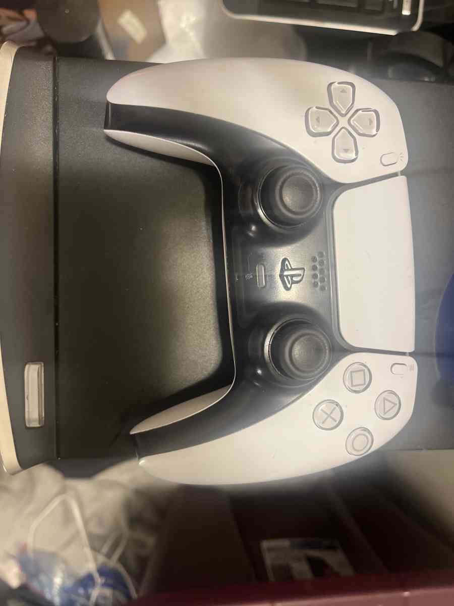 PlayStation 5 controller - Hanover, Maryland - FleaMarketBay