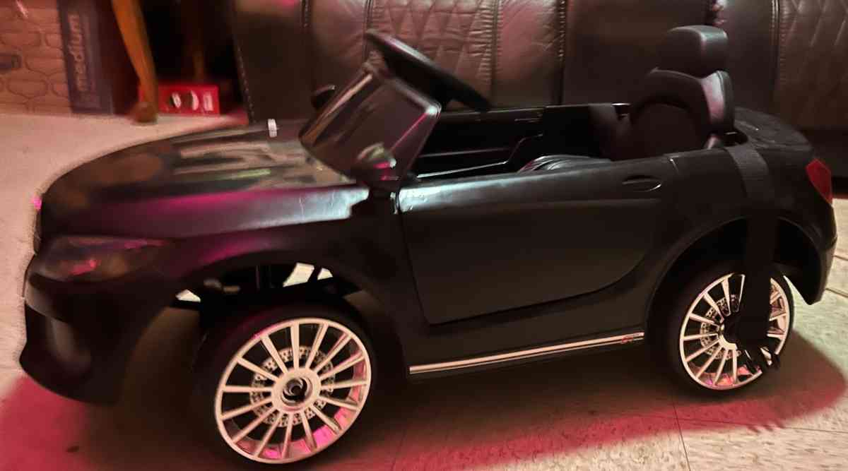 luxury remote control power wheel car - Columbia, South Carolina