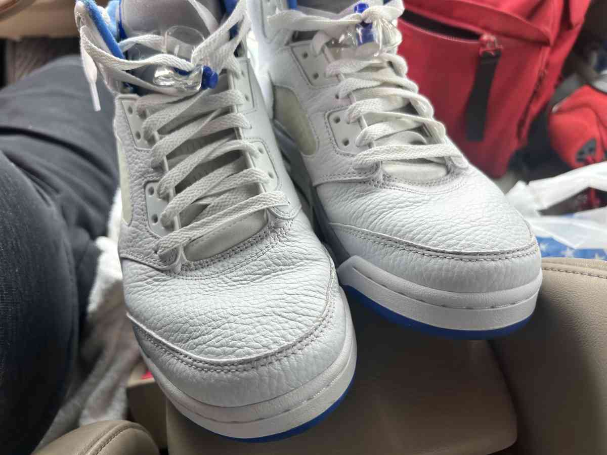 Jordan retros - Austin, Texas - FleaMarketBay