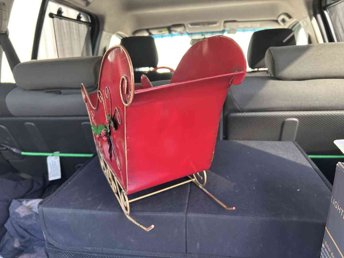 SANTACLAUS CHRISTMAS SLED - Hackensack, New Jersey - FleaMarketBay