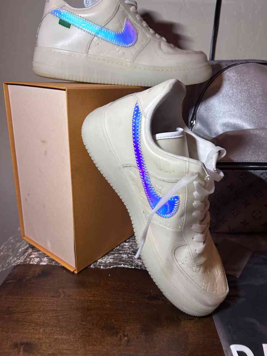 Louis Vuitton Air Nike - Scottsdale, Arizona - FleaMarketBay