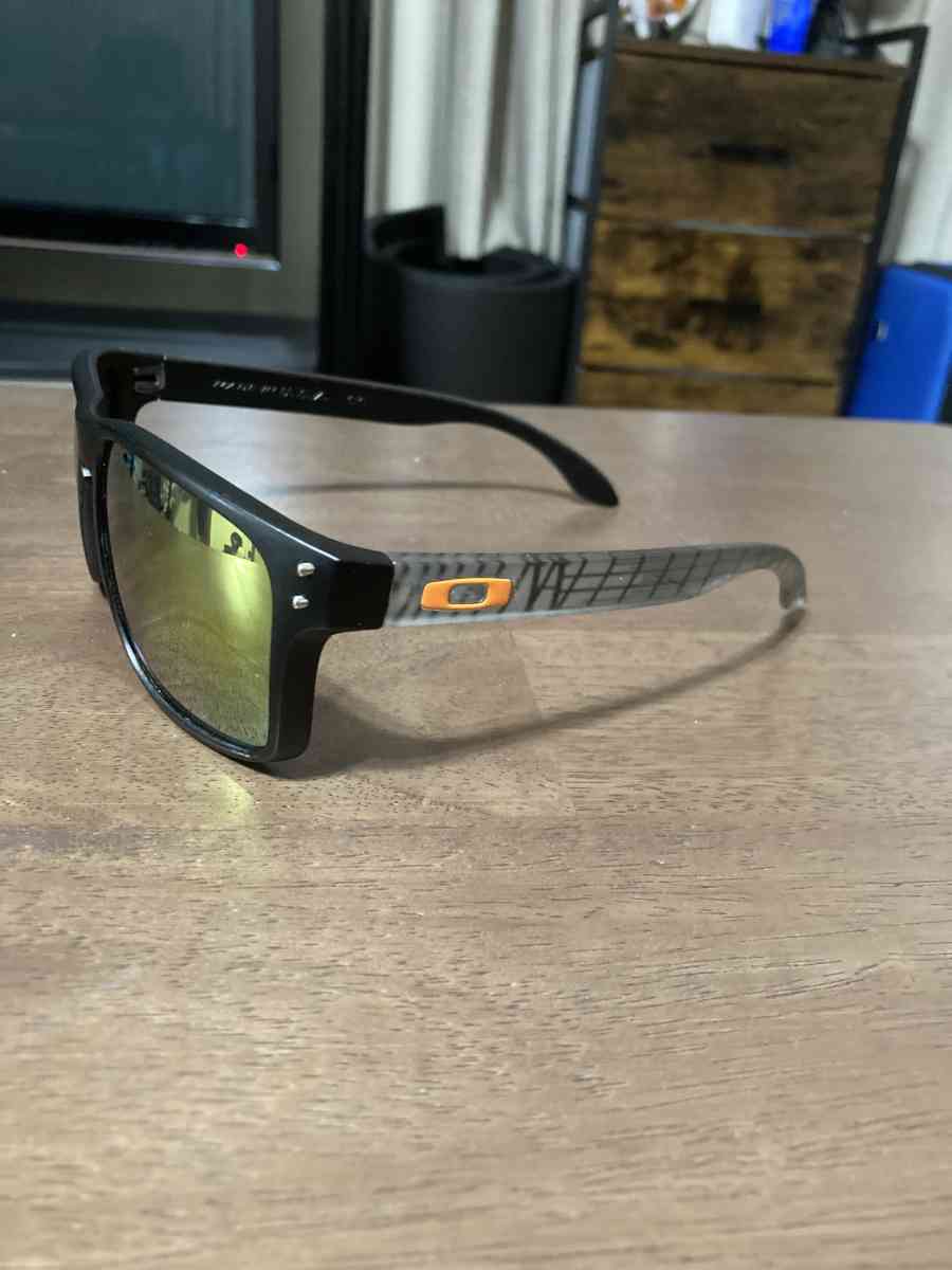 Oakley Sunglasses - Panama City, Florida - FleaMarketBay