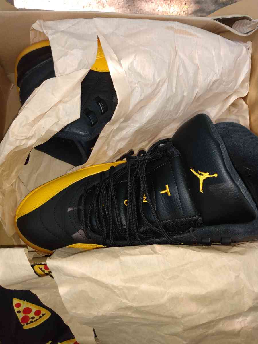 Air Jordan Retro 12 - Charleston, South Carolina - FleaMarketBay