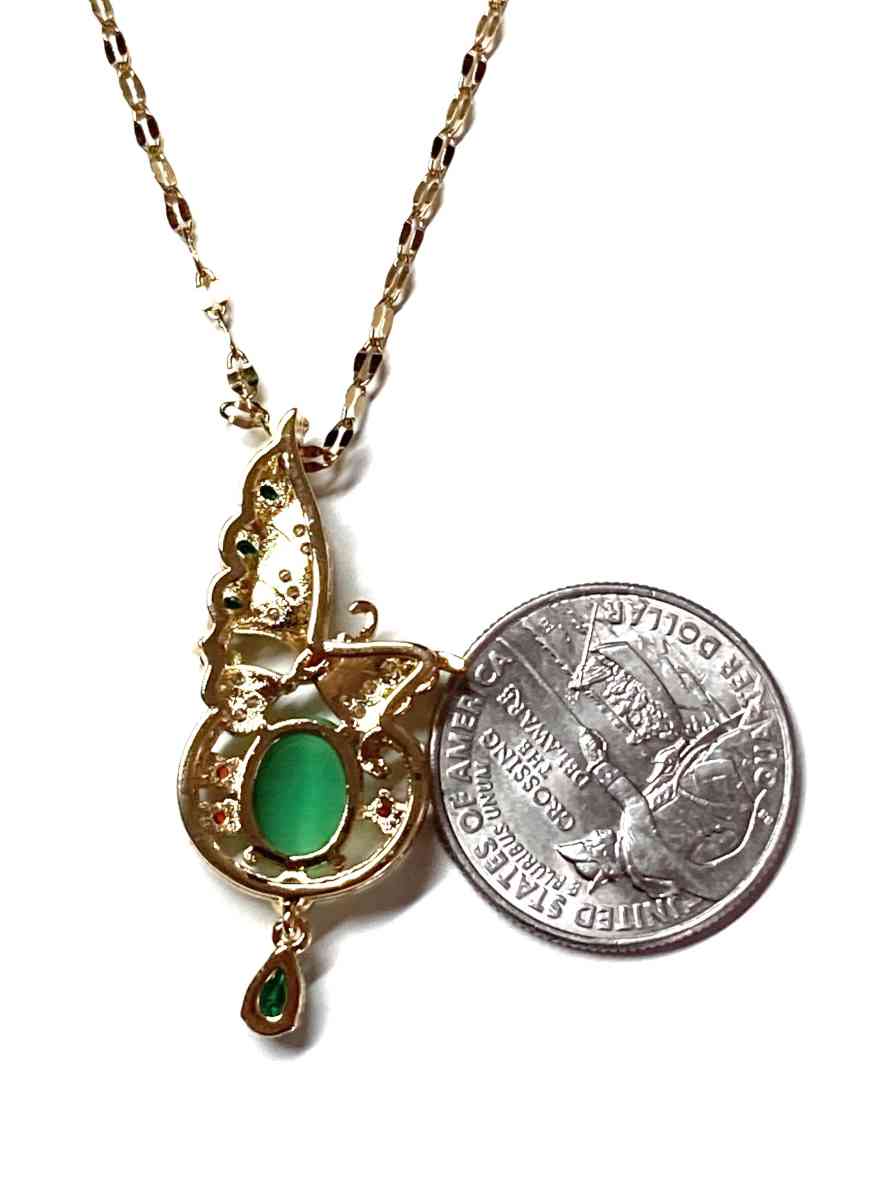 green Jade jadeite cat eye butterfly bird Cubic pendant - Pasadena, California - FleaMarketBay