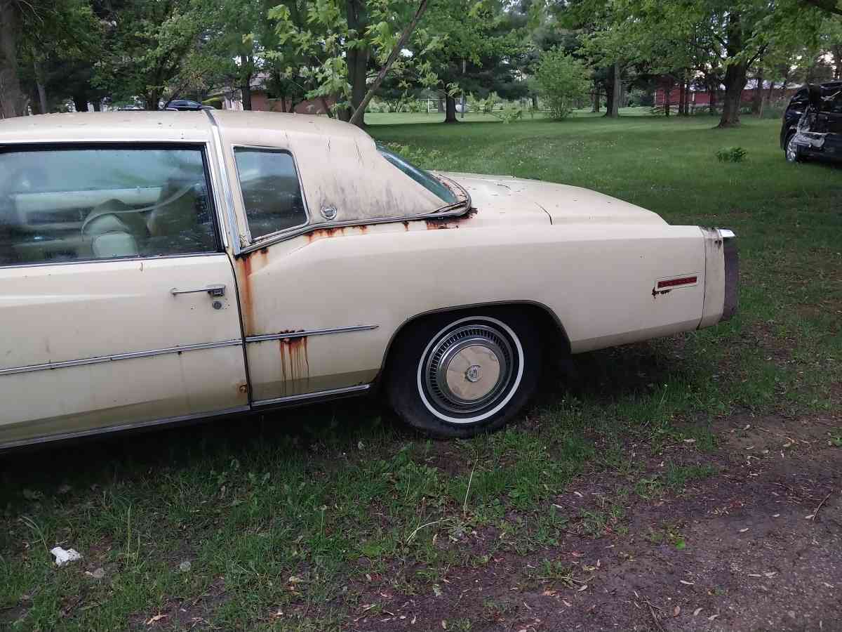 1978 Cadillac beautiful car - Millington, Michigan - FleaMarketBay