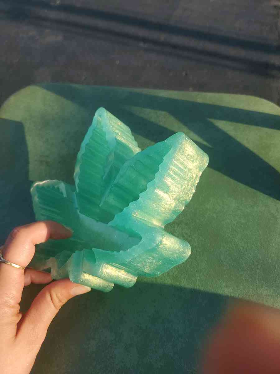 epoxy resin shinny ashtray - Murfreesboro, Tennessee - FleaMarketBay