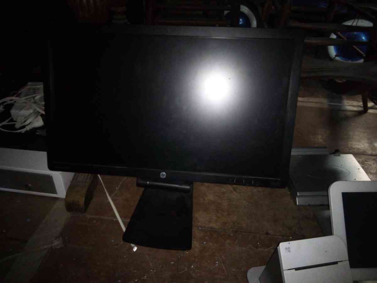 HP computer monitor - South New Berlin, New York